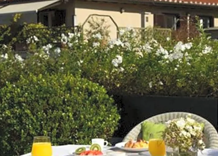 Italyrents Historic Centre Hotel Roma